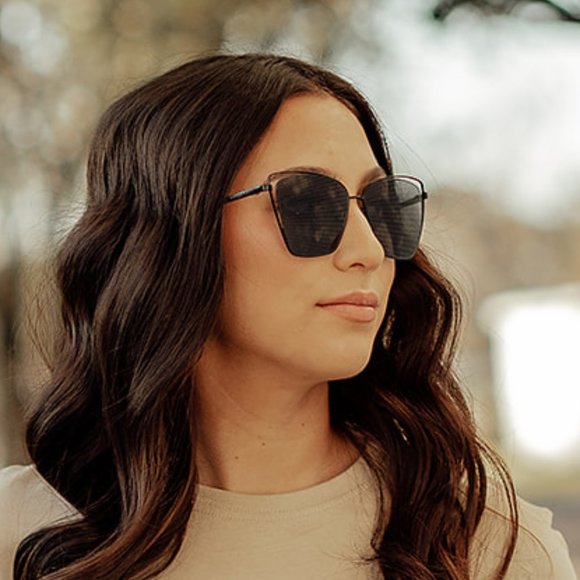 DIFF Eyewear Becky III Black & Grey - Picture 6 of 7